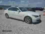 2009 BMW 5 Series 528i z VIN WBANU53559C122487, wystawiony jako Copart lot #69512515 z przebiegiem Nie podano mil oraz Szkoda całkowita • Salvage title. Historia ofert i sprzedaży dostępna na DreamBid. Obrazek 4.