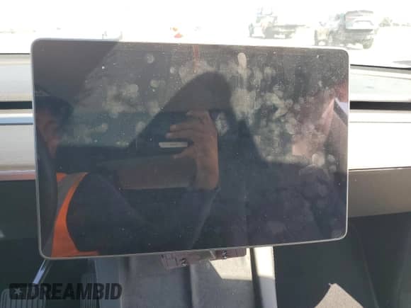 2023 Tesla Model Y Long Range с VIN 7SAYGAEE3PF903721, выставлен на аукционе Copart как лот 68774815 с пробегом Не указан миль и Списание • Salvage title. История ставок и продаж доступна на DreamBid. Изображение 9.