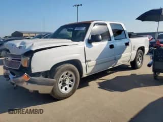 2007 Chevrolet Silverado 1500 LS с VIN 2GCEC13V171128790, выставлен на аукционе Copart как лот 68466575 с пробегом 312 729 миль миль и Списание • Salvage title. История ставок и продаж доступна на DreamBid. Изображение 1.
