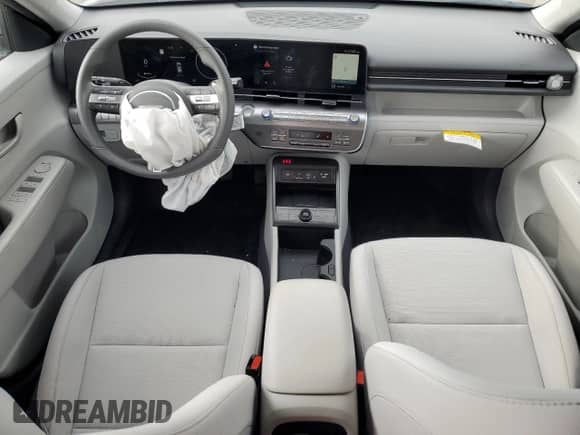 2024 Hyundai Kona SEL z VIN KM8HC3AB5RU052320, wystawiony jako Copart lot #78249704 z przebiegiem 13 386 mil mil oraz Czysty tytuł • Clean title. Historia ofert i sprzedaży dostępna na DreamBid. Obrazek 8.