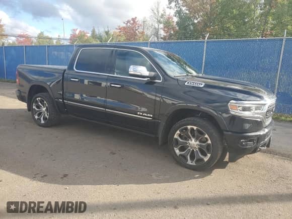 2022 Ram 1500 Limited z VIN 1C6SRFHT4NN337790, wystawiony jako Copart lot #83919165 z przebiegiem 93 470 mil mil oraz Czysty tytuł • Clean title. Historia ofert i sprzedaży dostępna na DreamBid. Obrazek 4.