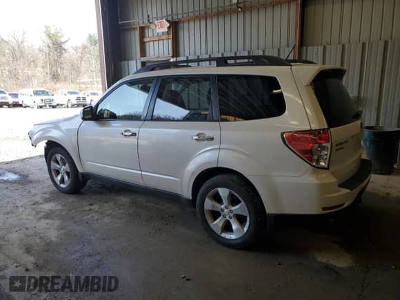 2012 Subaru Forester XT Premium z VIN JF2SHGAC0CH401851, wystawiony jako Copart lot #52932735 z przebiegiem 117 321 mil mil oraz Szkoda całkowita • Salvage title. Historia ofert i sprzedaży dostępna na DreamBid. Obrazek 2.