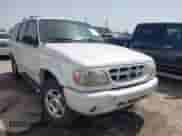 2000 Ford Explorer with VIN 1FMZU75E7YZA75919, listed as a IAAI auction lot 41809772 with 244,787 mi miles and . Bid and sale history available at DreamBid. Image 1.