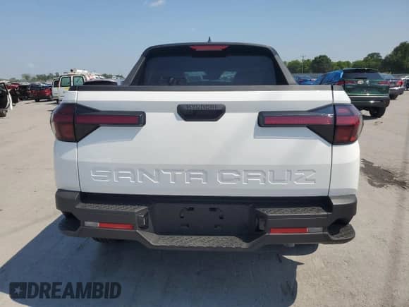 2025 Hyundai Santa Cruz SE with VIN 5NTJA4DE1SH139978, listed as a Copart auction lot 65811085 with 4,959 mi miles and Salvage title. Bid and sale history available at DreamBid. Image 6.