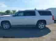 2018 Chevrolet Suburban LT с VIN 1GNSKHKC9JR281860, выставлен на аукционе IAAI как лот 42095234 с пробегом 82 563 миль миль и . История ставок и продаж доступна на DreamBid. Изображение 14.