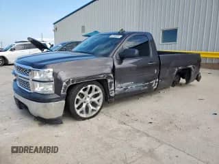 2015 Chevrolet Silverado 1500 LS z VIN 1GCNCPEHXFZ360739, wystawiony jako Copart lot #63946685 z przebiegiem 97 991 mil mil oraz Szkoda całkowita • Salvage title. Historia ofert i sprzedaży dostępna na DreamBid. Obrazek 1.