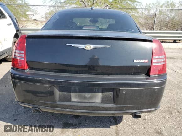 2006 Chrysler 300 C SRT-8 с VIN 2C3LA73W56H102728, выставлен на аукционе Copart как лот 63040605 с пробегом 145 411 миль миль и Чистый • Clean title. История ставок и продаж доступна на DreamBid. Изображение 6.