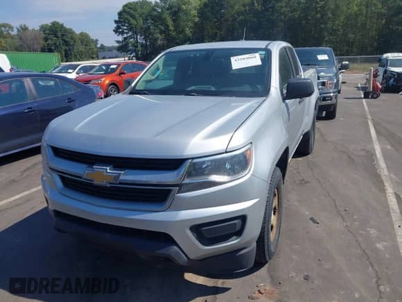 2017 Chevrolet Colorado 4WD WT z VIN 1GCHTBEN0H1246840, wystawiony jako IAAI lot #43284060 z przebiegiem 99 919 mil mil oraz . Historia ofert i sprzedaży dostępna na DreamBid. Obrazek 6.