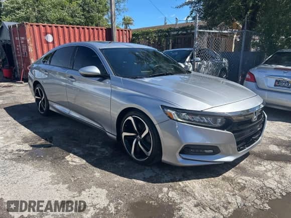 2020 Honda Accord Sport с VIN 1HGCV2F36LA030700, выставлен на аукционе IAAI как лот 43344032 с пробегом 179 242 миль миль и . История ставок и продаж доступна на DreamBid. Изображение 1.