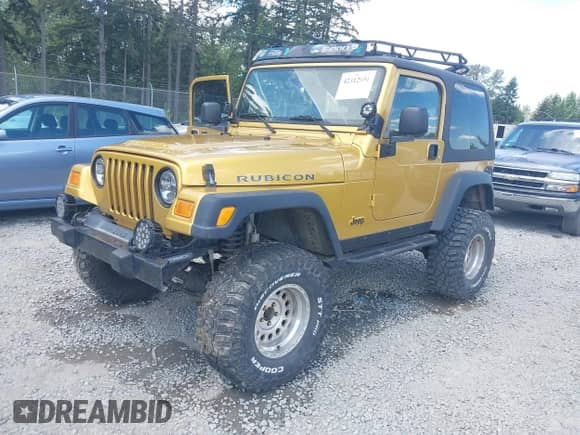 2003 Jeep Wrangler Rubicon с VIN 1J4FA69S93P302102, выставлен на аукционе IAAI как лот 42312951 с пробегом 146 408 миль миль и . История ставок и продаж доступна на DreamBid. Изображение 18.