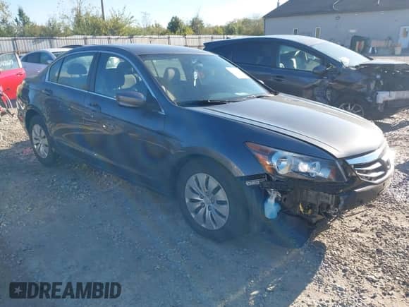 2011 Honda Accord LX с VIN 1HGCP2F32BA041380, выставлен на аукционе IAAI как лот 43389251 с пробегом 67 910 миль миль и . История ставок и продаж доступна на DreamBid. Изображение 1.