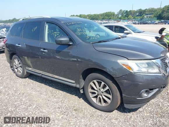 2014 Nissan Pathfinder SV with VIN 5N1AR2MM4EC656657, listed as a IAAI auction lot 42867307 with Not provided miles and . Bid and sale history available at DreamBid. Image 6.