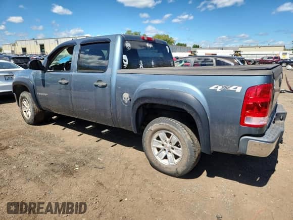 2008 GMC Sierra 1500 SLE1 with VIN 2GTEK13M081100944, listed as a Copart auction lot 70405315 with 190,173 mi miles and Clean title. Bid and sale history available at DreamBid. Image 2.