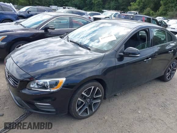 2018 Volvo S60 Dynamic с VIN YV140MTL4J2456629, выставлен на аукционе IAAI как лот 42977939 с пробегом 15 806 миль миль и . История ставок и продаж доступна на DreamBid. Изображение 18.