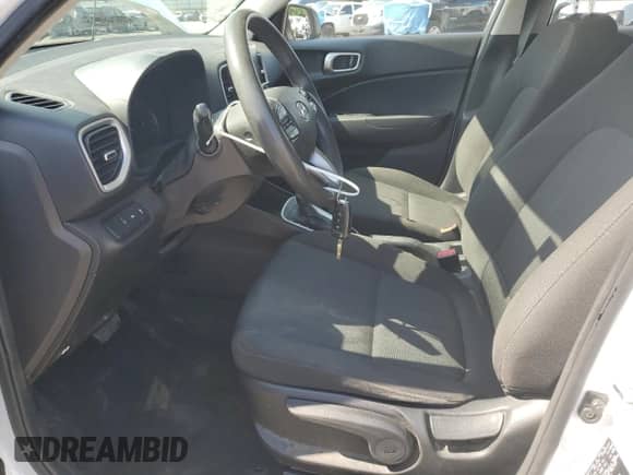 2021 Hyundai Venue SE с VIN KMHRB8A35MU095481, выставлен на аукционе Copart как лот 81297775 с пробегом 105 162 миль миль и Чистый • Clean title. История ставок и продаж доступна на DreamBid. Изображение 7.