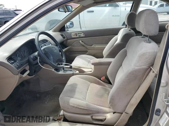 1997 Honda Accord LX с VIN 1HGCD7238VA009548, выставлен на аукционе Copart как лот 59509655 с пробегом 53 475 миль миль и Списание • Salvage title. История ставок и продаж доступна на DreamBid. Изображение 7.