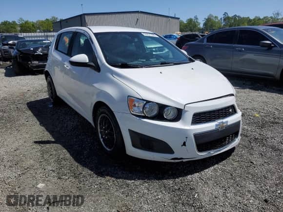 2013 Chevrolet Sonic LS с VIN 1G1JA6SH7D4120201, выставлен на аукционе Copart как лот 53231295 с пробегом 205 985 миль миль и Списание • Salvage title. История ставок и продаж доступна на DreamBid. Изображение 4.