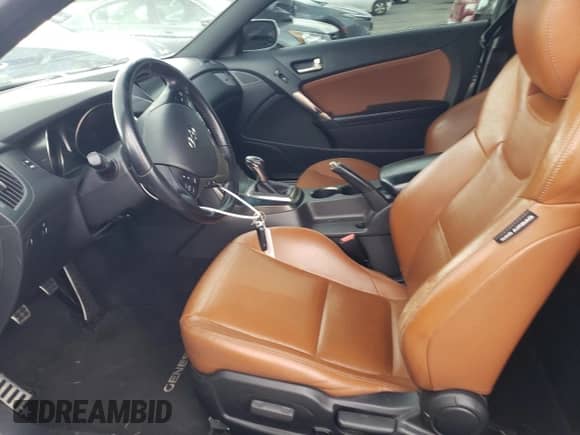 2015 Hyundai Genesis Coupe Ultimate с VIN KMHHU6KJ8FU121775, выставлен на аукционе Copart как лот 50341514 с пробегом 106 907 миль миль и Списание • Salvage title. История ставок и продаж доступна на DreamBid. Изображение 7.