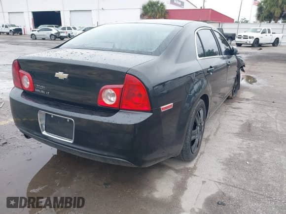 2010 Chevrolet Malibu 1LT с VIN 1G1ZC5EB0AF304104, выставлен на аукционе IAAI как лот 41952854 с пробегом Не указан миль и . История ставок и продаж доступна на DreamBid. Изображение 4.