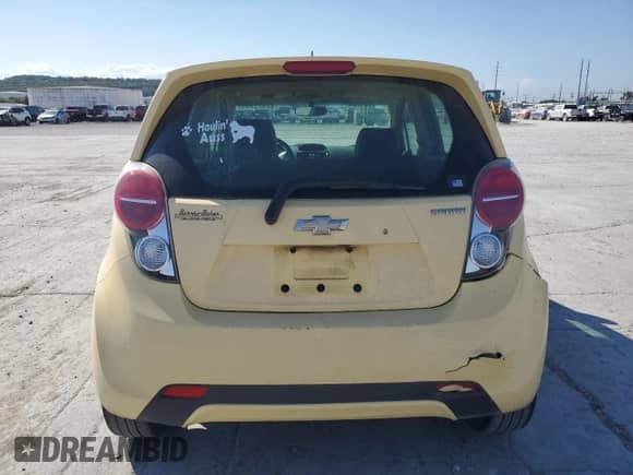 2014 Chevrolet Spark LT with VIN KL8CD6S97EC563917, listed as a Copart auction lot 82422405 with 191,716 mi miles and Clean title. Bid and sale history available at DreamBid. Image 6.