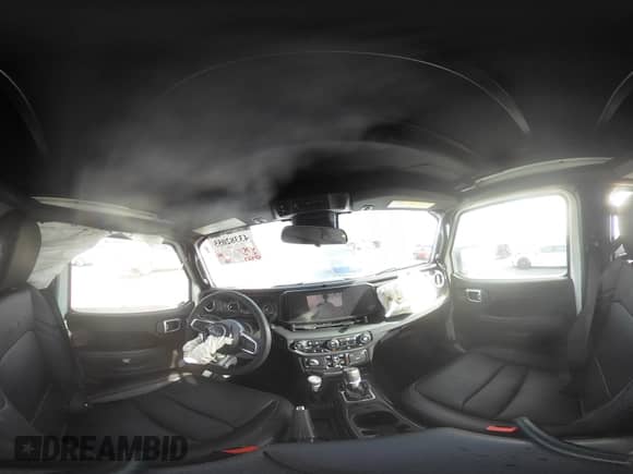 2024 Jeep Wrangler Sahara с VIN 1C4PJXEG1RW263439, выставлен на аукционе IAAI как лот 43382055 с пробегом 13 427 миль миль и . История ставок и продаж доступна на DreamBid. Изображение 18.