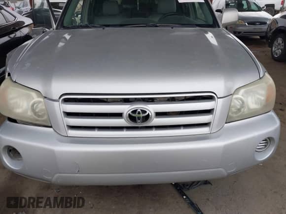 2004 Toyota Highlander Limited with VIN JTEDP21A040038524, listed as a IAAI auction lot 43243259 with Not provided miles and . Bid and sale history available at DreamBid. Image 12.
