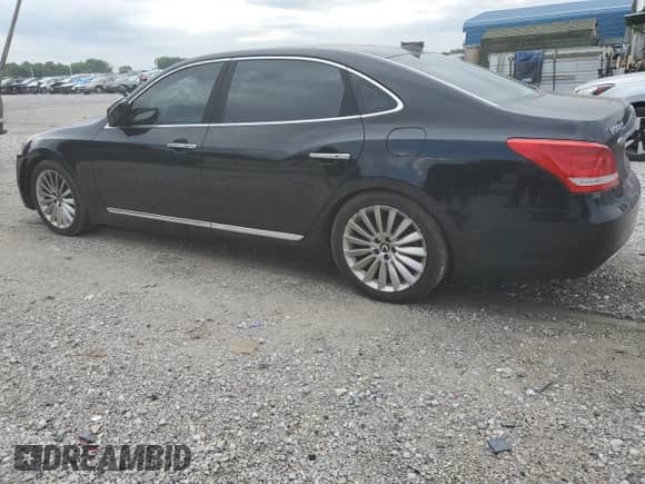 2014 Hyundai Equus Signature with VIN KMHGH4JH5EU085786, listed as a Copart auction lot 68323835 with 108,768 mi miles and Clean title. Bid and sale history available at DreamBid. Image 2.