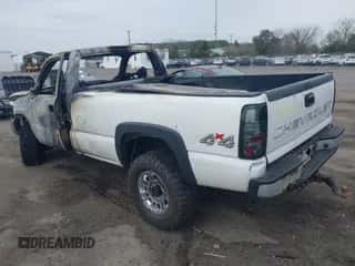 2004 Chevrolet Silverado 3500 SRW Wrk Trk с VIN 1GCHK34U44E355953, выставлен на аукционе IAAI как лот 41958740 с пробегом Не указан миль и . История ставок и продаж доступна на DreamBid. Изображение 3.