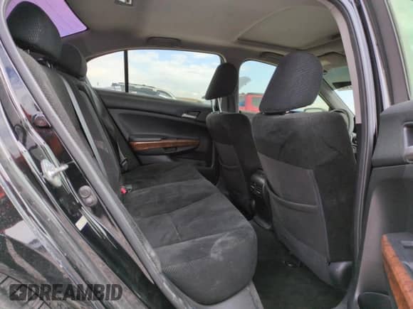 2012 Honda Accord EX z VIN 1HGCP2E75CA079997, wystawiony jako Copart lot #55148785 z przebiegiem 161 932 mil mil oraz Szkoda całkowita • Salvage title. Historia ofert i sprzedaży dostępna na DreamBid. Obrazek 10.