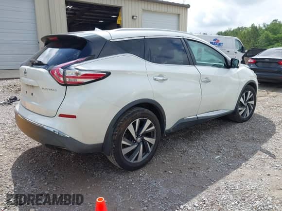 2015 Nissan Murano Platinum with VIN 5N1AZ2MG5FN204541, listed as a IAAI auction lot 42225020 with 145,900 mi miles and . Bid and sale history available at DreamBid. Image 4.