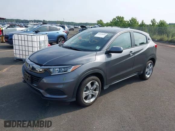 2022 Honda HR-V LX z VIN 3CZRU6H33NM761780, wystawiony jako IAAI lot #42834894 z przebiegiem 15 312 mil mil oraz . Historia ofert i sprzedaży dostępna na DreamBid. Obrazek 2.