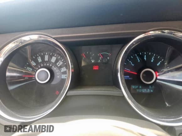 2014 Ford Mustang GT with VIN 1ZVBP8CF6E5204327, listed as a Copart auction lot 71999555 with 113,127 mi miles and Salvage title. Bid and sale history available at DreamBid. Image 9.