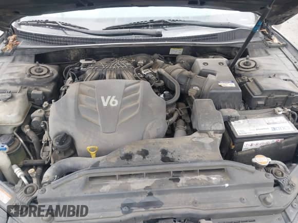 2011 Hyundai Azera Limited z VIN KMHFC4DF6BA552635, wystawiony jako IAAI lot #42816840 z przebiegiem 235 378 mil mil oraz . Historia ofert i sprzedaży dostępna na DreamBid. Obrazek 10.