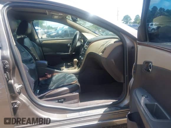 2012 Chevrolet Malibu LTZ z VIN 1G1ZG5E73CF146618, wystawiony jako IAAI lot #42333042 z przebiegiem 192 772 mil mil oraz . Historia ofert i sprzedaży dostępna na DreamBid. Obrazek 5.