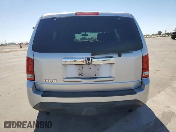 2015 Honda Pilot LX с VIN 5FNYF3H24FB005950, выставлен на аукционе Copart как лот 67120365 с пробегом 147 230 миль миль и Списание • Salvage title. История ставок и продаж доступна на DreamBid. Изображение 6.