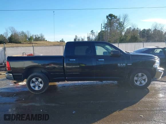 2017 Ram 1500 Big Horn с VIN 1C6RR6TT1HS762377, выставлен на аукционе IAAI как лот 41333895 с пробегом 228 059 миль миль и . История ставок и продаж доступна на DreamBid. Изображение 13.