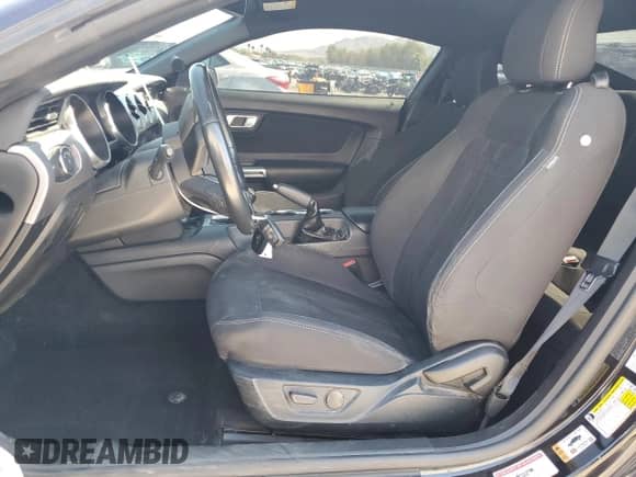 2021 Ford Mustang GT с VIN 1FA6P8CFXM5150328, выставлен на аукционе Copart как лот 80720895 с пробегом 33 402 миль миль и Списание • Salvage title. История ставок и продаж доступна на DreamBid. Изображение 7.