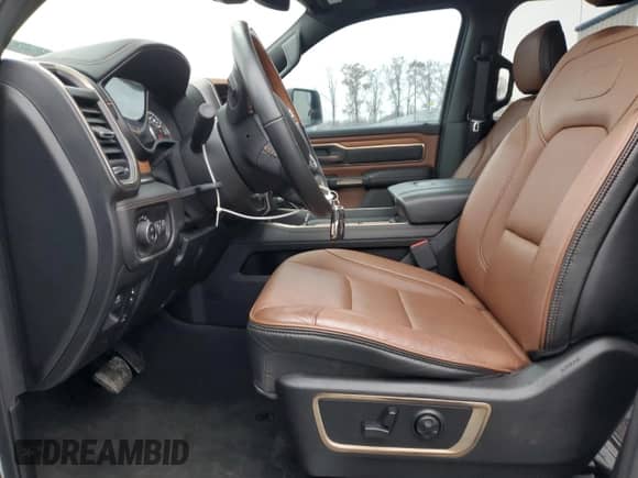 2020 Ram 1500 Longhorn с VIN 1C6SRFKM8LN323731, выставлен на аукционе Copart как лот 84381484 с пробегом 16 243 миль миль и Списание • Salvage title. История ставок и продаж доступна на DreamBid. Изображение 7.