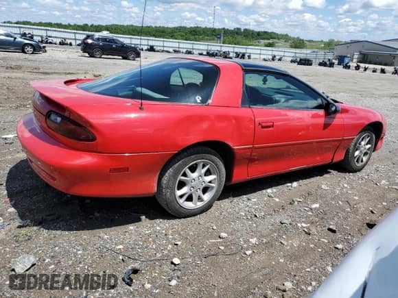 2001 Chevrolet Camaro with VIN 2G1FP22K112118017, listed as a Copart auction lot 56162705 with 151,154 mi miles and Clean title. Bid and sale history available at DreamBid. Image 3.
