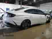 2025 Hyundai Sonata N Line с VIN KMHL54JC4SA443937, выставлен на аукционе Copart как лот 61692205 с пробегом 3 986 миль миль и Списание • Salvage title. История ставок и продаж доступна на DreamBid. Изображение 3.