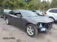 2019 Dodge Charger SXT z VIN 2C3CDXBG2KH680703, wystawiony jako IAAI lot #43356501 z przebiegiem 95 830 mil mil oraz . Historia ofert i sprzedaży dostępna na DreamBid. Obrazek 1.