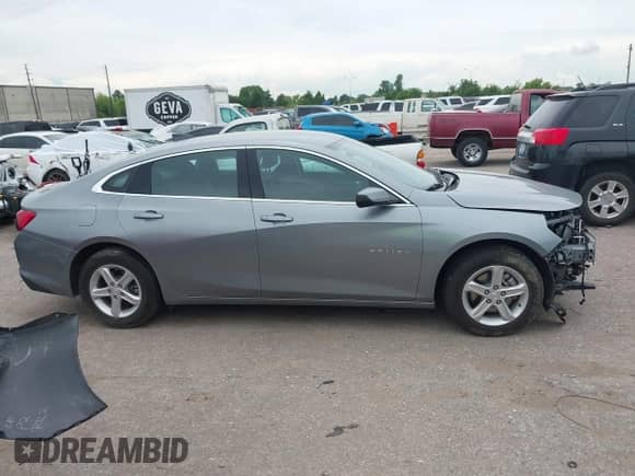 2024 Chevrolet Malibu LS с VIN 1G1ZC5ST1RF203338, выставлен на аукционе IAAI как лот 42584474 с пробегом 17 148 миль миль и . История ставок и продаж доступна на DreamBid. Изображение 13.