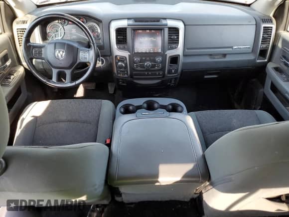 2018 Ram 1500 Big Horn z VIN 1C6RR7GT5JS150463, wystawiony jako Copart lot #67897515 z przebiegiem 112 068 mil mil oraz Szkoda całkowita • Salvage title. Historia ofert i sprzedaży dostępna na DreamBid. Obrazek 8.