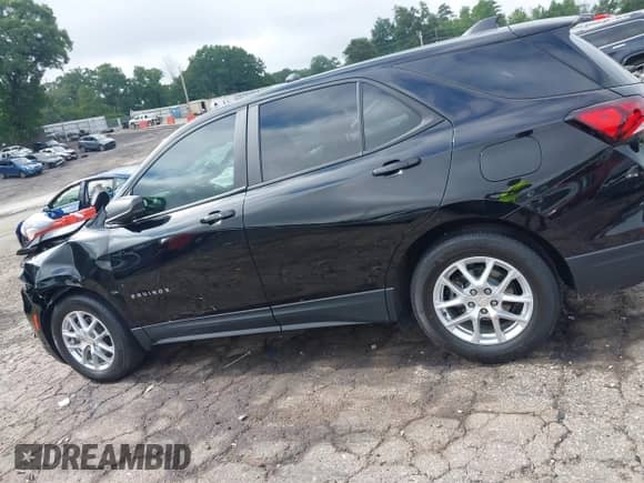 2023 Chevrolet Equinox LS z VIN 3GNAXHEG5PL221201, wystawiony jako IAAI lot #42533347 z przebiegiem 33 448 mil mil oraz . Historia ofert i sprzedaży dostępna na DreamBid. Obrazek 14.