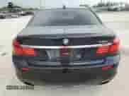 2013 BMW 7 Series 750i с VIN WBAYA8C56DC996704, выставлен на аукционе Copart как лот 64466705 с пробегом 102 278 миль миль и Списание • Salvage title. История ставок и продаж доступна на DreamBid. Изображение 6.