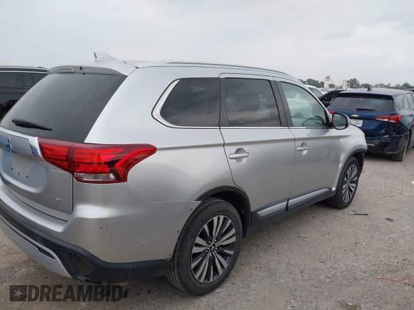 2020 Mitsubishi Outlander SE с VIN JA4AD3A30LZ035859, выставлен на аукционе IAAI как лот 42411586 с пробегом 77 427 миль миль и . История ставок и продаж доступна на DreamBid. Изображение 4.