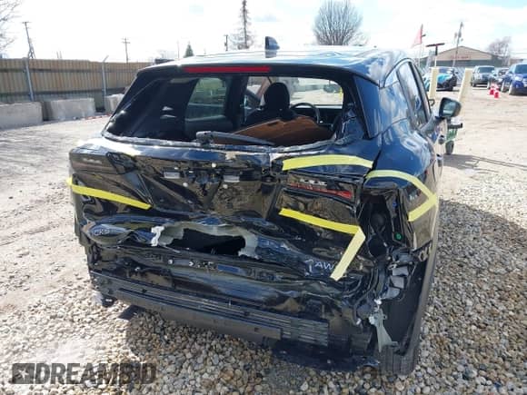 2025 Nissan Kicks SV with VIN 3N8AP6CB5SL311157, listed as a IAAI auction lot 41837659 with 615 mi miles and . Bid and sale history available at DreamBid. Image 6.