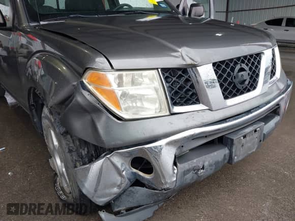 2008 Nissan Frontier SE with VIN 1N6AD06U78C444521, listed as a IAAI auction lot 42177645 with 122,198 mi miles and . Bid and sale history available at DreamBid. Image 6.