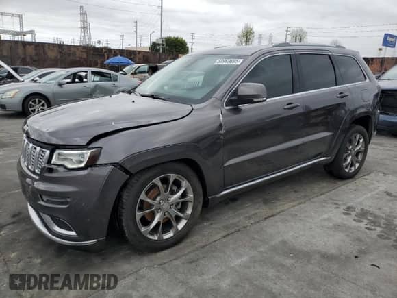 2019 Jeep Grand Cherokee Summit с VIN 1C4RJFJG0KC553199, выставлен на аукционе Copart как лот 50969695 с пробегом 67 556 миль миль и Списание • Salvage title. История ставок и продаж доступна на DreamBid. Изображение 1.
