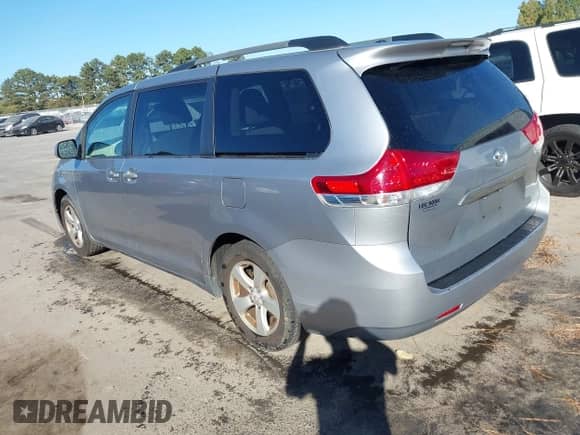 2011 Toyota Sienna LE AAS with VIN 5TDKK3DC7BS075464, listed as a IAAI auction lot 43458980 with 172,183 mi miles and . Bid and sale history available at DreamBid. Image 3.